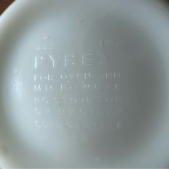 Pyrex Midcentury Woodland Brown Mixing Serving Bowls - Picture 11 of 13